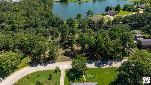 303 Forest Lake Dr., Texarkana, TX, 75503 | Card Image