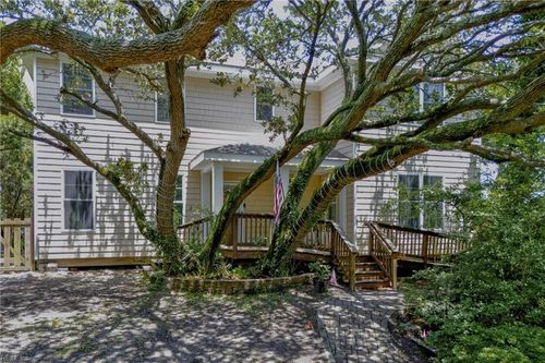 5036 Lauderdale Ave, Virginia Beach, VA, 23455-1330 | Card Image