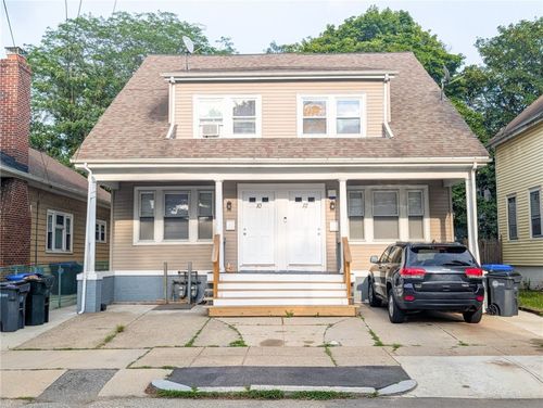 10 Stamford Ave, Providence, RI, 02907-3626 | Card Image
