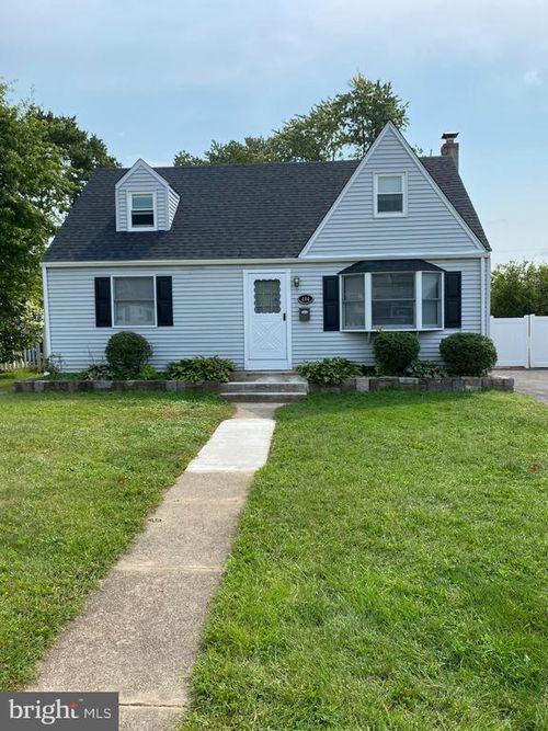 404 Abbott Rd, HATBORO, PA, 19040-2406 | Card Image