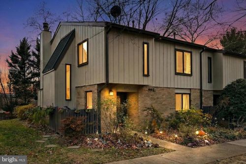 61-1809 Ivy Oak Sq, RESTON, VA, 20190-4727 | Card Image