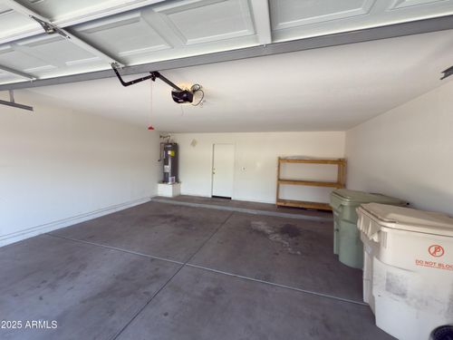 5865 W North Ln, Glendale, AZ, 85302-1359 | Card Image
