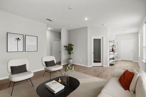 5507 Brady St, Houston, TX, 77011-3301 | Card Image