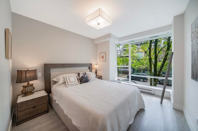 1683 W 8 Th Avenue, Townhouse with 3 bedrooms, 2 bathrooms and 2 parking in Vancouver BC | Image 8