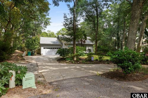 40 Juniper Trl, Southern Shores, NC, 27949-3702 | Card Image