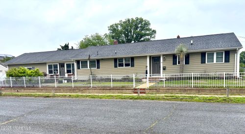 45 Terrace Pl, Keansburg, NJ, 07734-1503 | Card Image