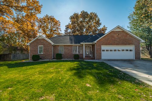 102 Point Dr, Tullahoma, TN, 37388-8859 | Card Image