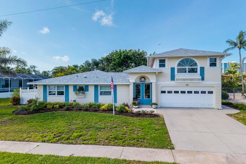 775 Saturn Ct, MARCO ISLAND, FL, 34145-3455 | Card Image