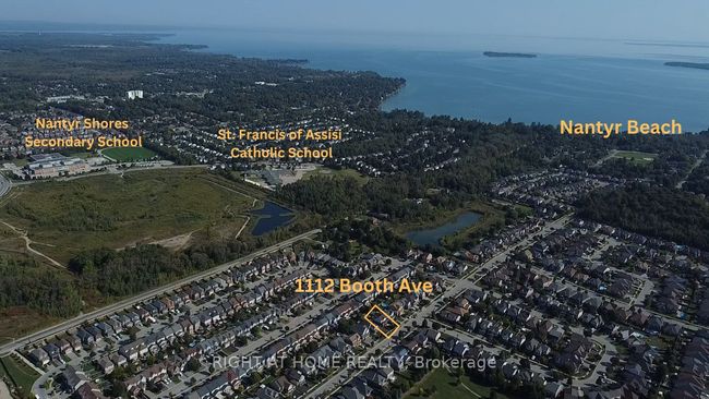 1112 Booth Ave, House other with 4 bedrooms, 4 bathrooms and 2 parking in Innisfil ON | Image 32