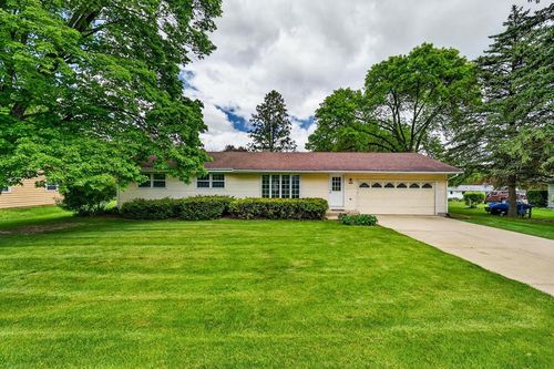 5630 Lacy Road, Fitchburg, WI, 53711 | Card Image