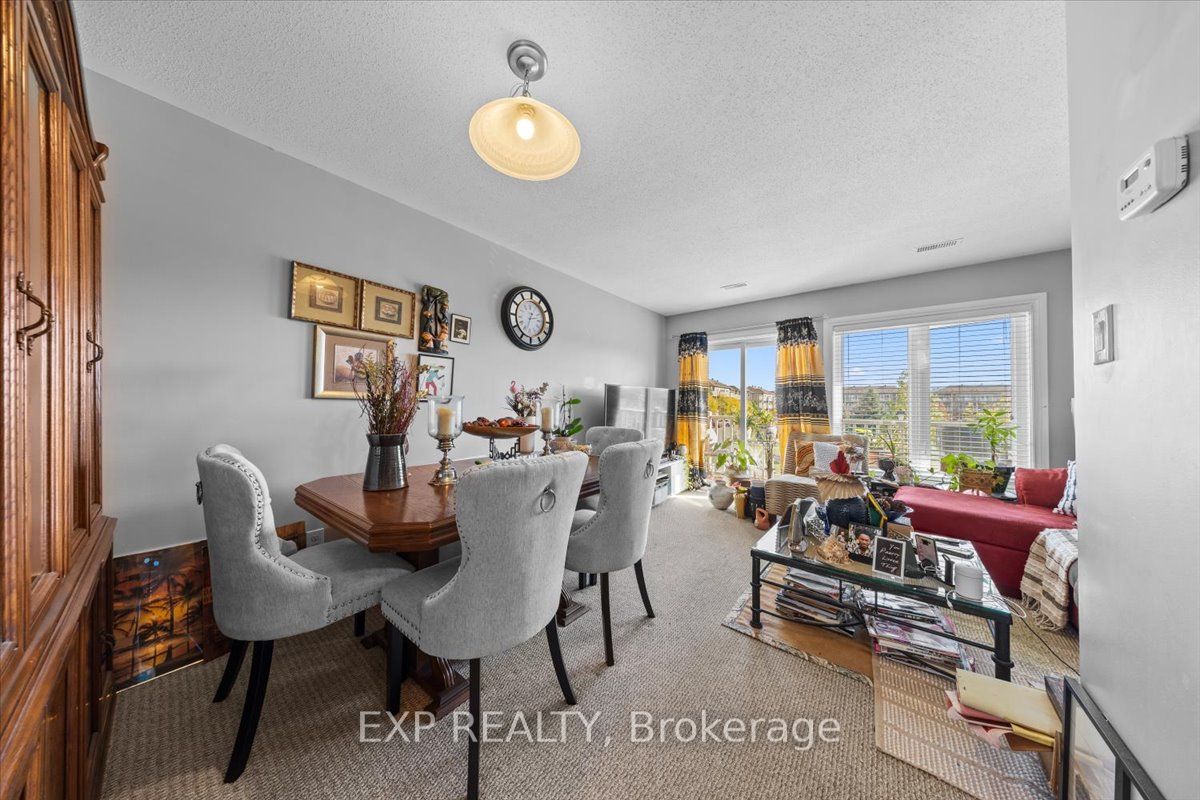 Residential in Barrhaven 3