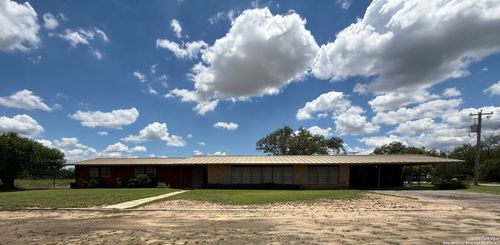 520 N 12th Ave, Crystal City, TX, 78839-3000 | Card Image