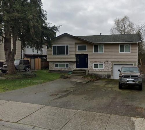 4815 201 St, Langley, BC, V3A5V6 | Card Image