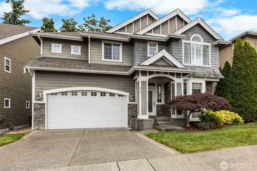 810 Lincoln Ave Se, Renton, WA, 98057-3959 | Card Image
