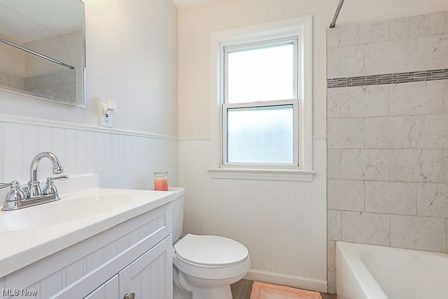 19800 Libby Rd, House other with 3 bedrooms, 2 bathrooms and null parking in Maple Heights OH | Image 11
