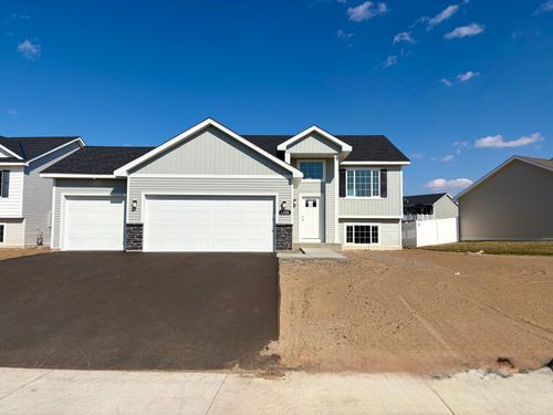 1316 Woods Rd Ne, Isanti, MN, 55040-4649 | Card Image