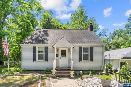 226 W Northfield Rd, Livingston, NJ, 07039-3722 | Card Image