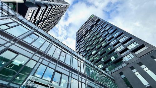 1916-1 Quarrington Lane, Toronto, ON, M3C0S4 | Card Image