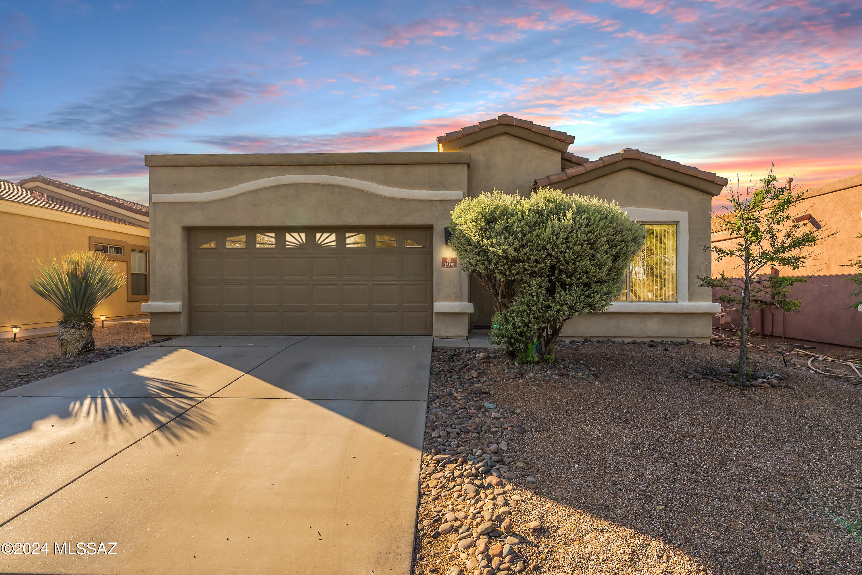 Corte Rancho Dorada , Sahuarita, AZ 85629