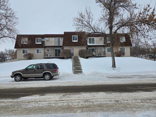 5-602 12 1/2 Ave E, West Fargo, ND, 58078-3050 | Card Image