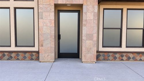 215 N Main St, Santa Ana, CA, 92701-4850 | Card Image