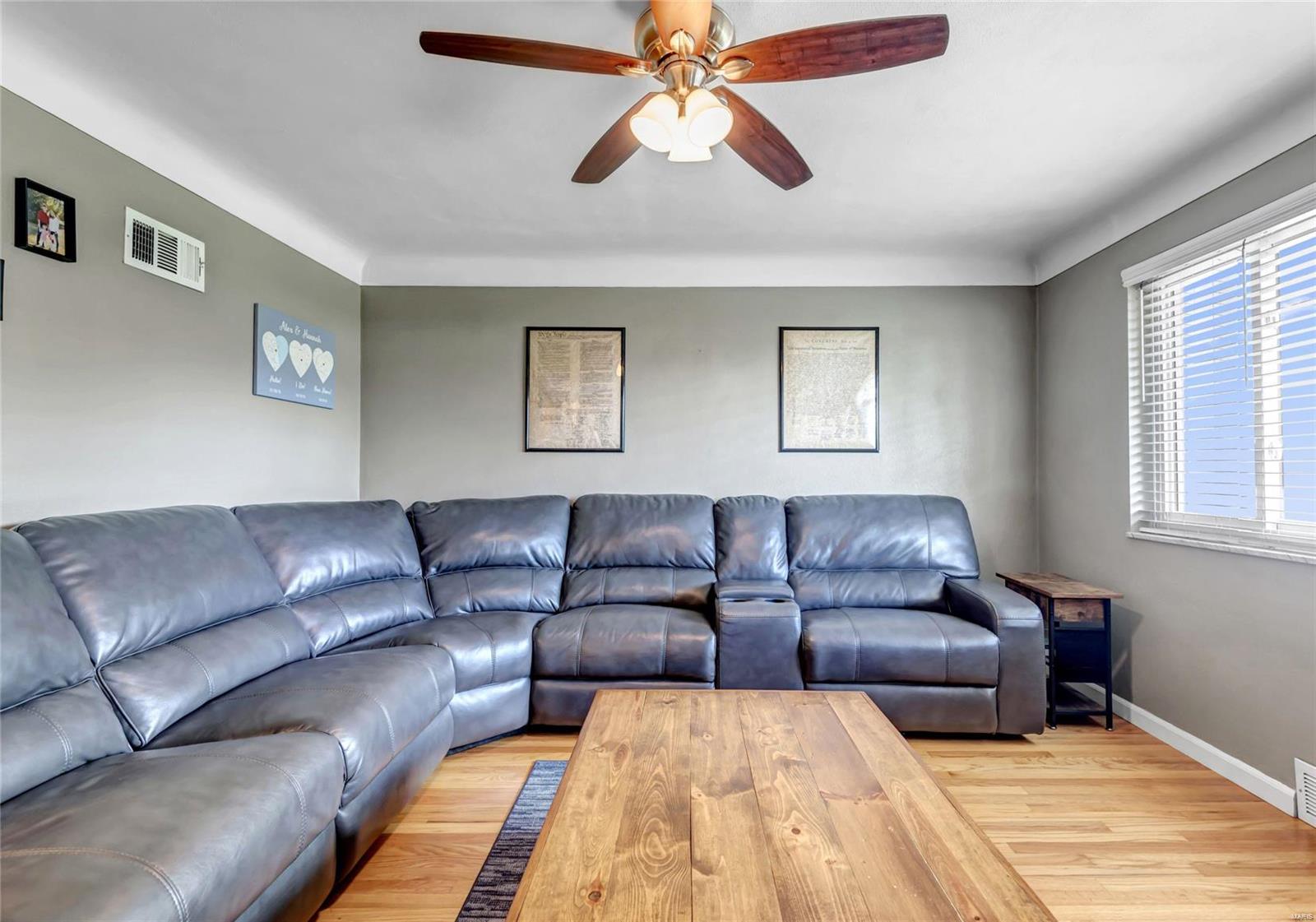 Victory Dr, Saint Louis, MO 63125