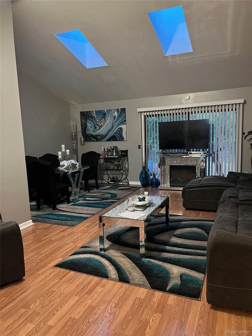 29413 Timberwood Ln, Southfield, MI, 48034-4500 | Card Image