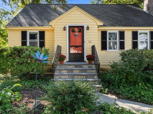 66 Upland Rd, Needham, MA, 02492-3531 | Card Image