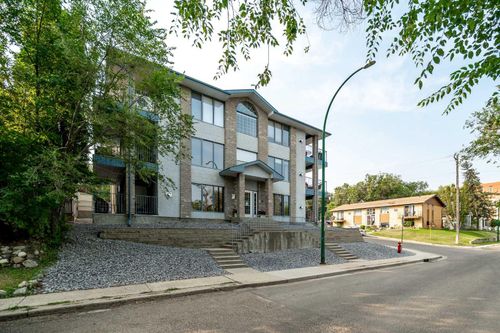 5-309 5 Street Se, Medicine Hat, AB, T1A0M7 | Card Image