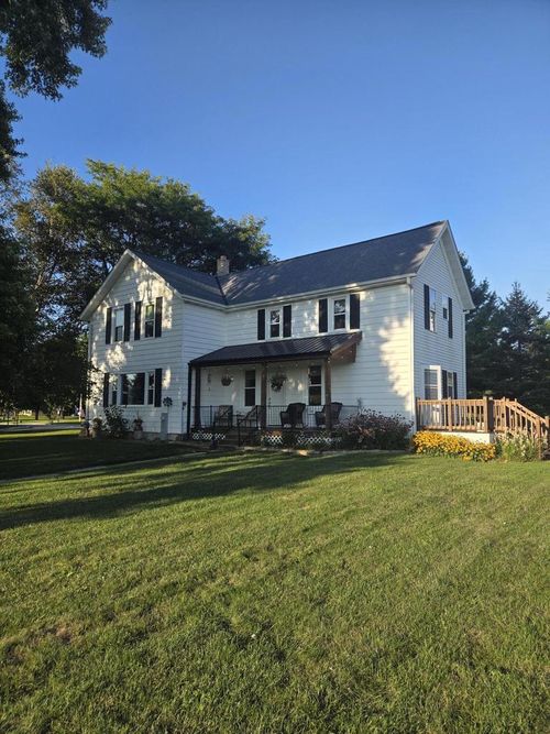 W608 County Rd S, Kewaskum, WI, 53040-1115 | Card Image