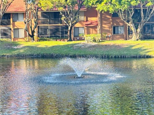apt-202-11205 Green Lake Dr, Boynton Beach, FL, 33437-1430 | Card Image