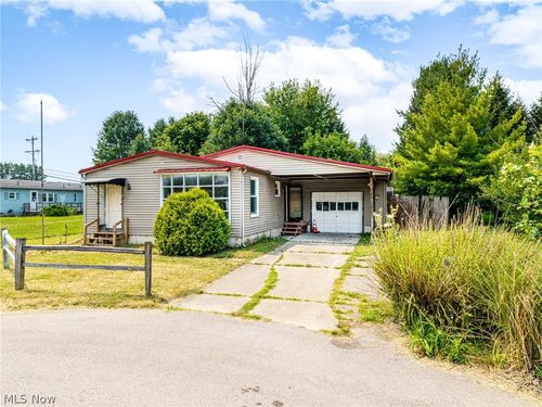 465 Stallion Ct, Lagrange, OH, 44050-9612 | Card Image