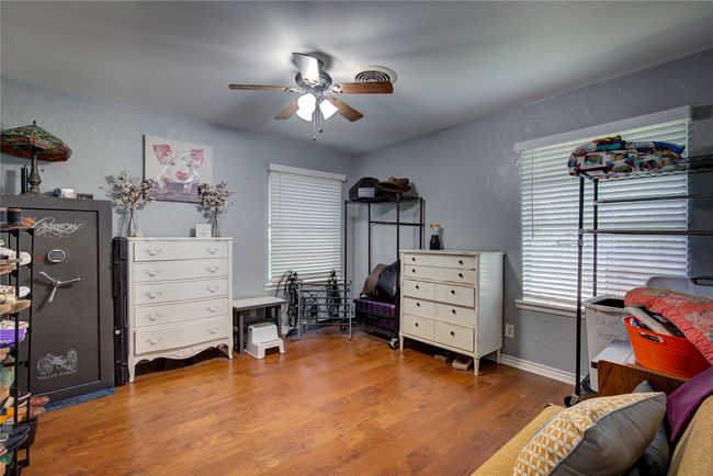 17133 Farm Road 1567 W, Home with 2 bedrooms, 1 bathrooms and null parking in Lone Oak TX | Image 14