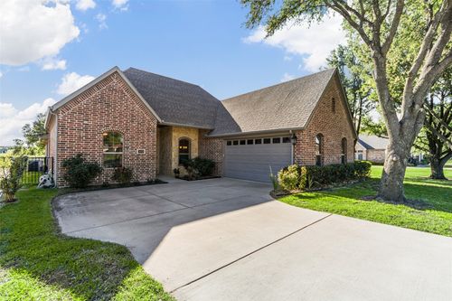 3014 Preston Club Dr, Sherman, TX, 75092-8369 | Card Image