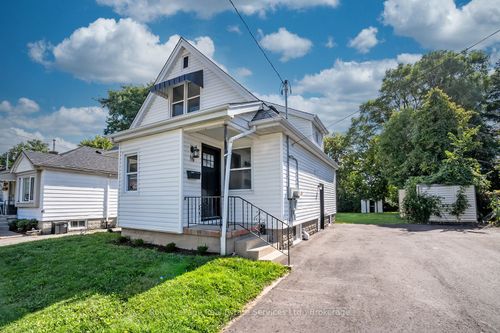 main-235 E 21st St, Hamilton, ON, L8V2T6 | Card Image
