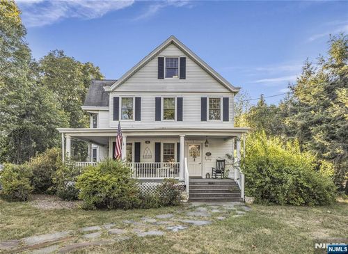 347 Boulevard, Pompton Plains, NJ, 07444-1319 | Card Image