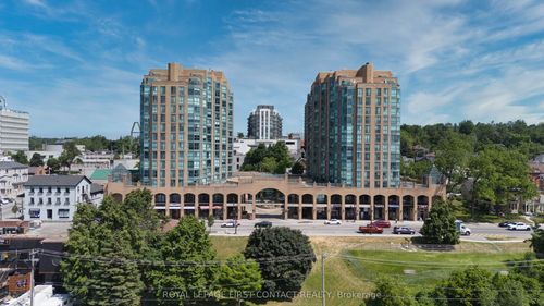 {{alt}} | Card Image