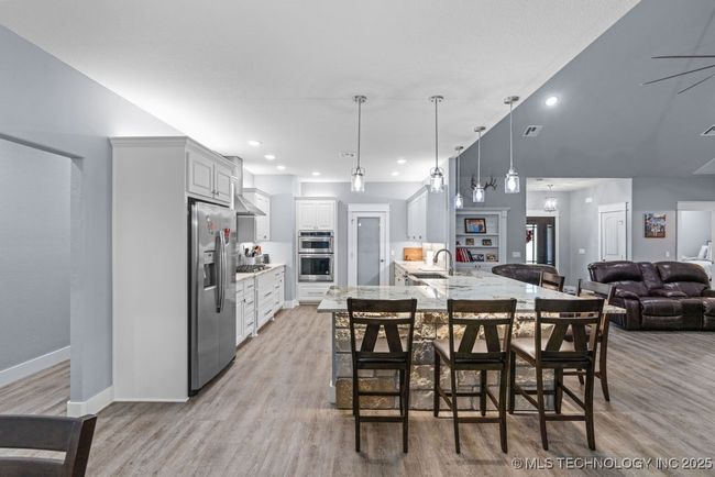 8903 Pear St, House other with 4 bedrooms, 3 bathrooms and null parking in Kingston OK | Image 15