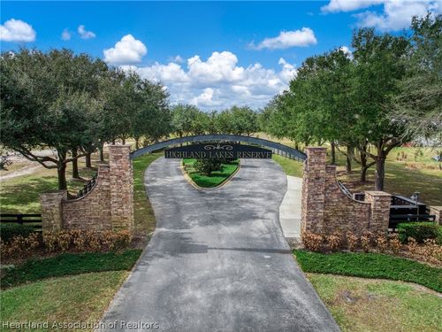 2002 Overlook Bay Dr, Sebring, FL, 33875-6258 | Card Image