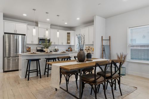 208 Nimitz Street, Sacramento, CA, 95838 | Card Image