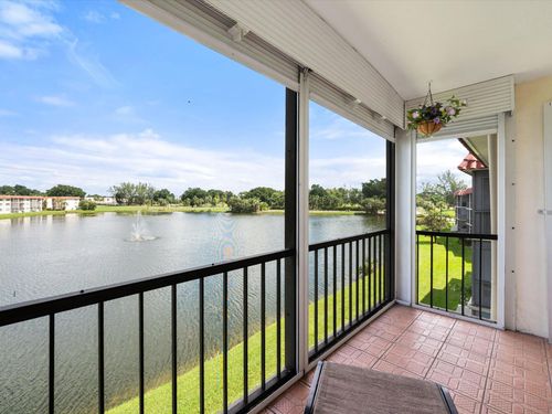 apt-309-9423 S Hollybrook Lake Dr, Pembroke Pines, FL, 33025-1684 | Card Image
