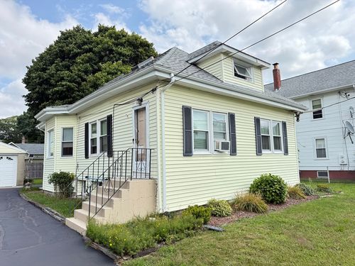 b-21 West Carpenter, Attleboro, MA, 02703 | Card Image