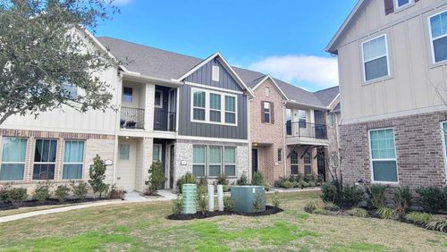 9426 Caddo Ridge Ln, Cypress, TX, 77433-7857 | Card Image