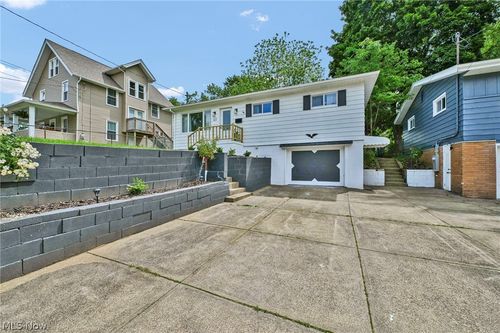 327 Horton Avenue, Akron, OH, 44312 | Card Image