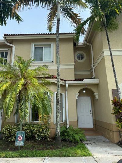 3-25 - 10764 Nw 84th St, Townhouse with 2 bedrooms, 2 bathrooms and null parking in Doral FL | Image 1