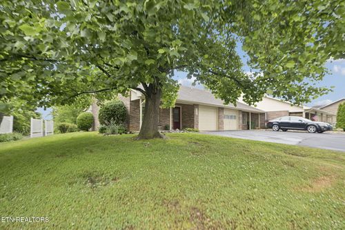 1134 Fielding Dr, Maryville, TN, 37804-5228 | Card Image