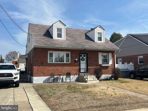 418 Ridley Ave, FOLSOM, PA, 19033-1710 | Card Image