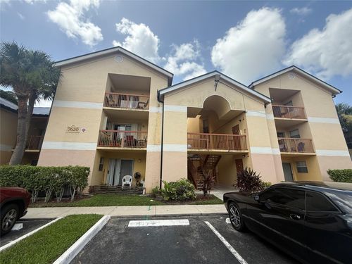 apt-217-7620 Westwood Dr, Tamarac, FL, 33321-2340 | Card Image