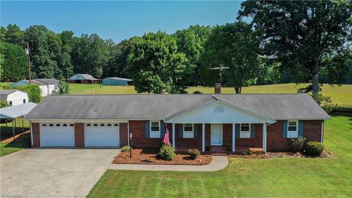 167 Fairway Rd, Advance, NC, 27006-6612 | Card Image