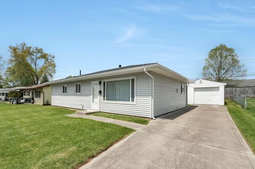 7266 Sabre Ave, Reynoldsburg, OH, 43068-1833 | Card Image